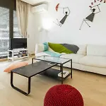 شقة Stylish 3-bedroom & Terrace