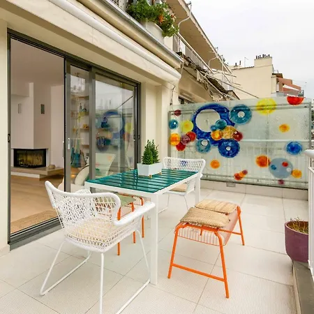 Stylish 3-bedroom & Terrace *