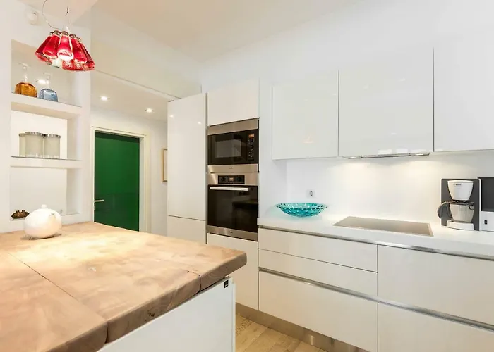 Appartamento Stylish 3-bedroom & Terrace *