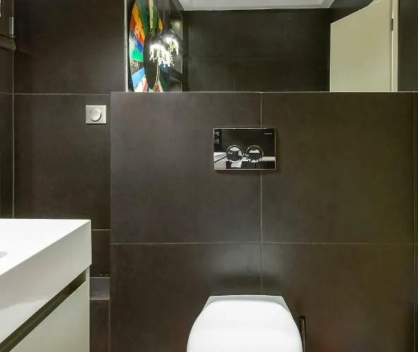 Stylish 3-bedroom & Terrace Salonicco