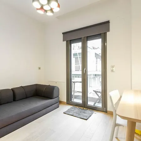 Stylish 3-bedroom & Terrace * テッサロニキ