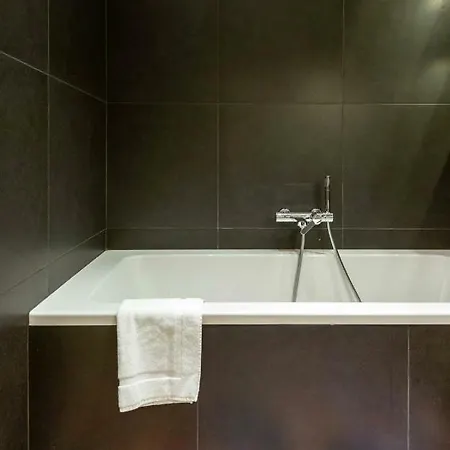 アパート Stylish 3-bedroom & Terrace