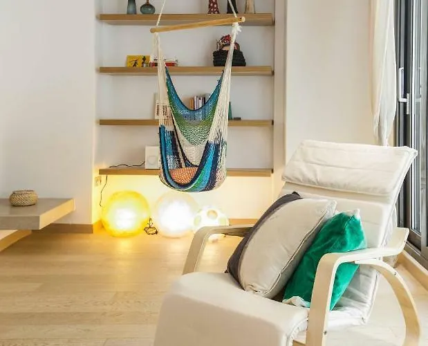 Stylish 3-bedroom & Terrace Apartament *