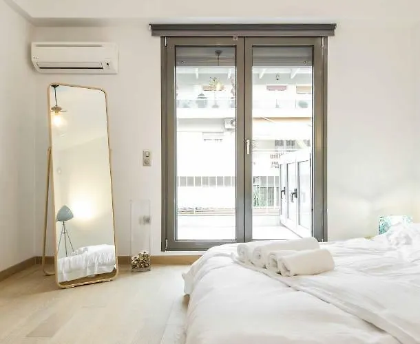 Stylish 3-bedroom & Terrace *
