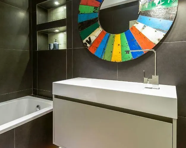 Stylish 3-bedroom & Terrace Soluň