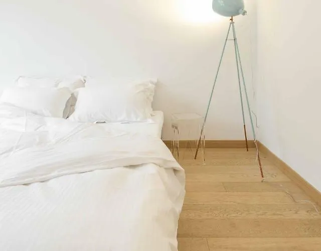 Stylish 3-bedroom & Terrace Apartmán