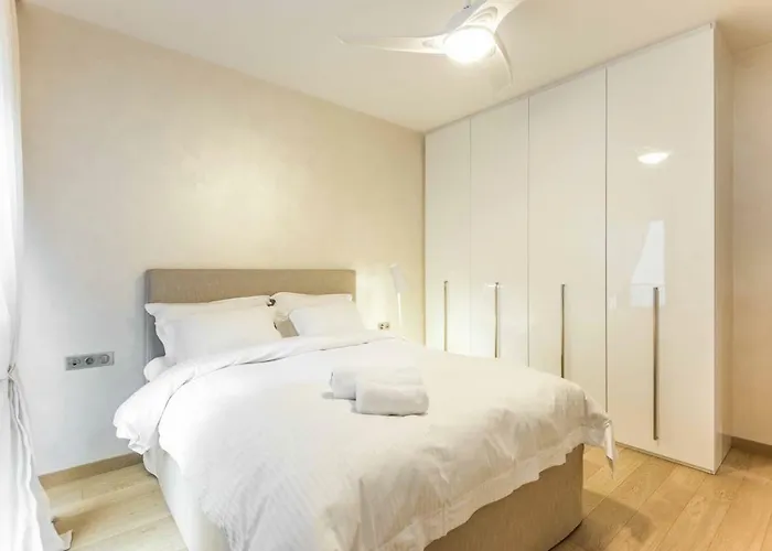 Stylish 3-bedroom & Terrace
