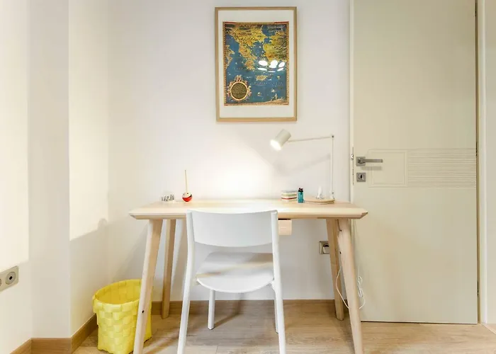 Stylish 3-bedroom & Terrace Апартаменты Салоники