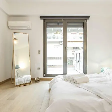 Stylish 3-bedroom & Terrace *